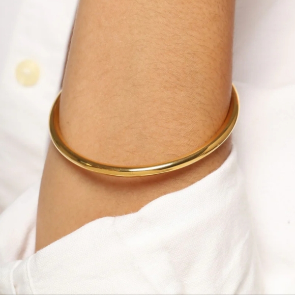 Cali Tiger 18k gold plated Pablo cuff bangle - Picture 2 of 6